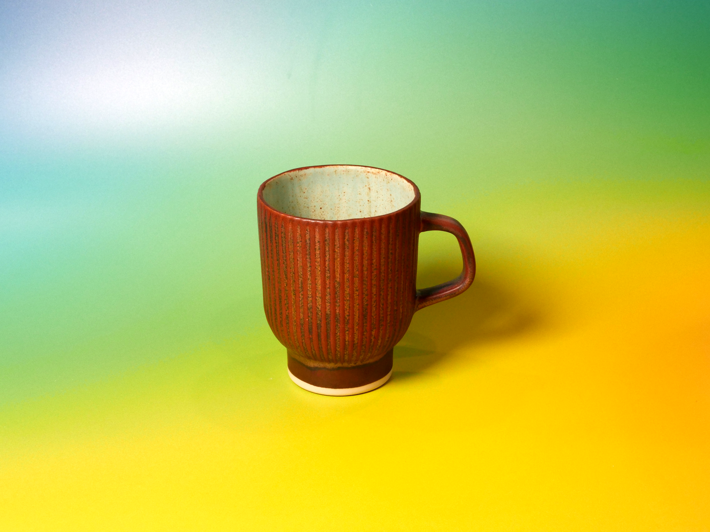 Bronze & Pistachio Ribbed Mug — 14 oz