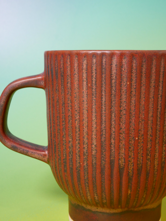 Bronze & Pistachio Ribbed Mug — 14 oz