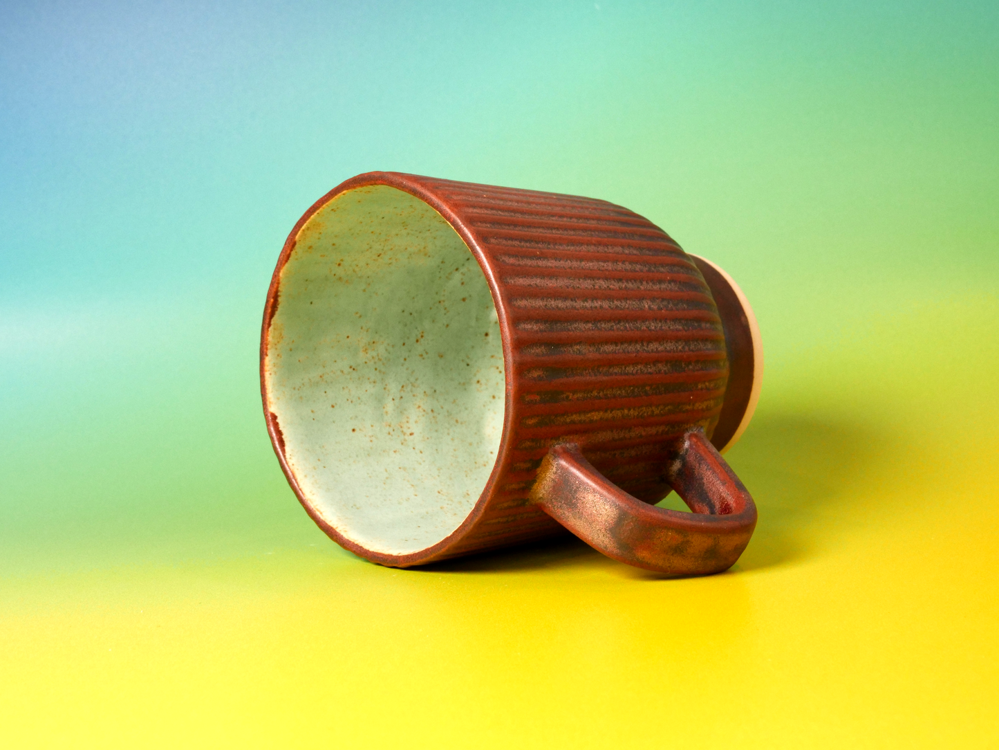 Bronze & Pistachio Ribbed Mug — 14 oz
